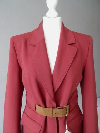 Blazer Zara con cinturón