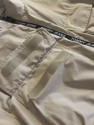 Chaqueta Tommy Jeans Beige