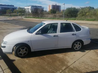 Seat Córdoba 1.700€ (Negociable)