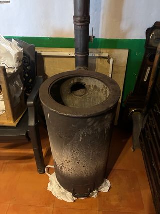 Estufa de leña- Cocina.