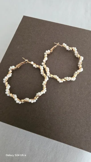 Orecchini cerchio oro perla