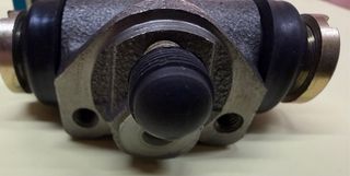 Cilindro Rueda delantero Seat 600, 600E, 850