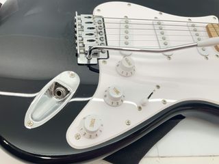 guitarra electrica squier stratocaster