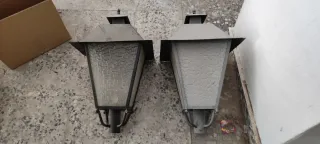 Farol exterior gris metálico