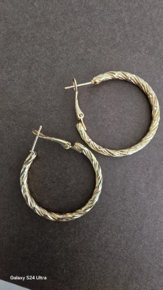 Orecchini a cerchio dorati