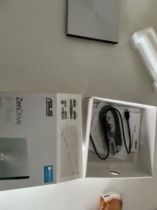 Grabadora externa ASUS Plata