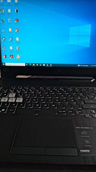 Portatil y Controladora DJ Numark Portátil