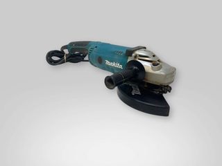 radial makita ga9020r