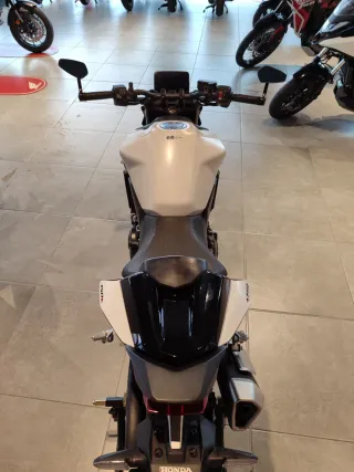Honda Hornet 750 Naked