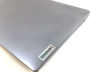 pc portatil lenovo 82h8