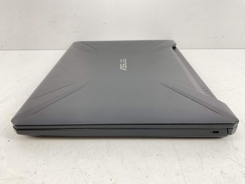 pc portatil asus fx505d afbeelding 3