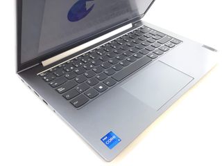 pc portatil lenovo 20vd