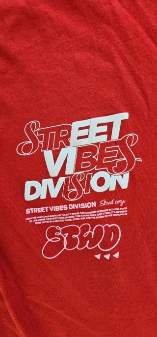 Camiseta Pull&Bear Roja Talla S