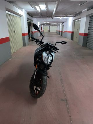 KTM DUKE 125cc - 10.000 km - LeoVince homologado