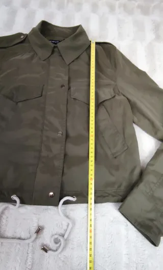 Chaqueta Corta Stradivarius Talla S Verde Militar