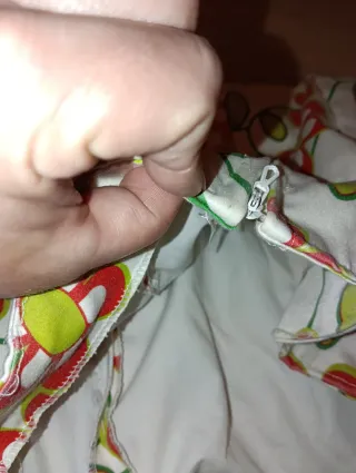 Falda flamenca con volantes y flores