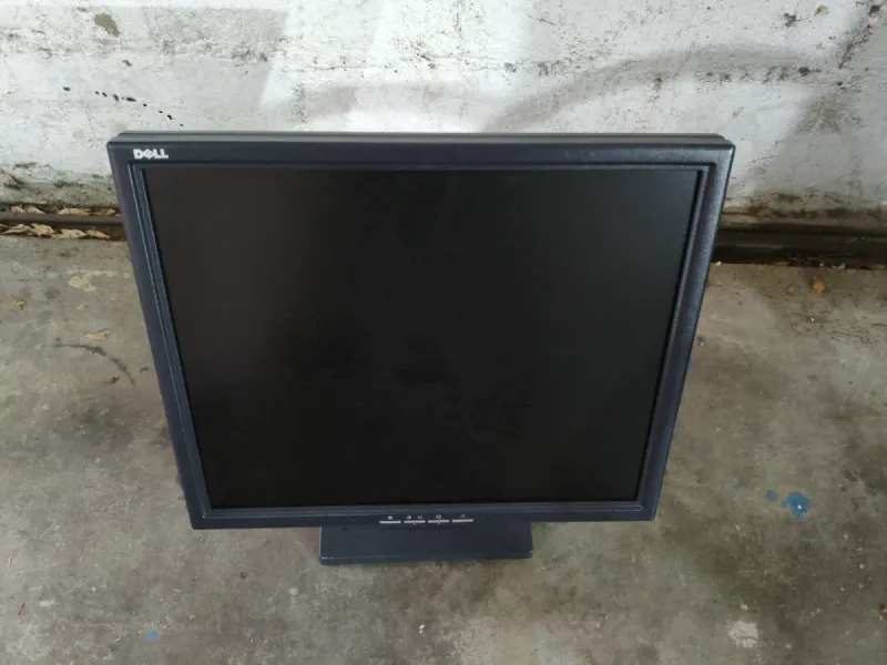 Pantalla Dell Negra