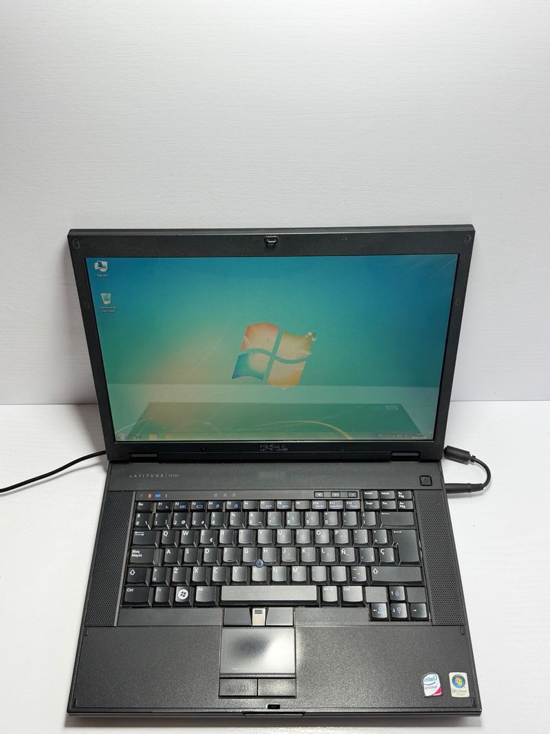 Dell Latitude E5500 Core 2 Duo / 4Gb / 60Gb SSD