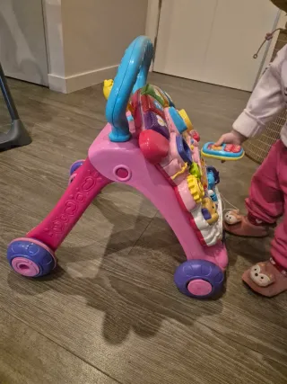 Andador Vtech 2 en 1 para bebé
