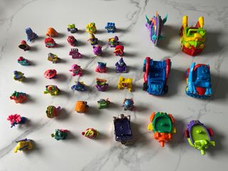 Lote Juguetes Colección ( superzings)
