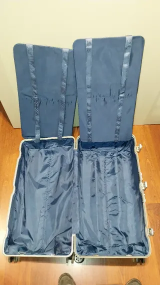 Maleta grande plateada