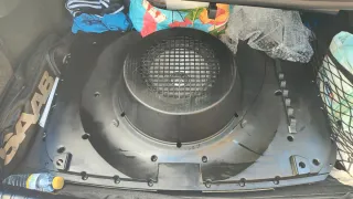 Subwoofer + Amplificador Saab 9-3 ranchera Pionner