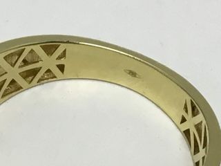 sello oro 18k con piedra con circonita