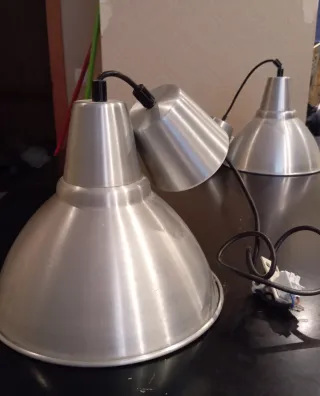 Lámpara de techo metálica plateada