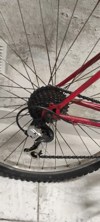 Bicicleta MTB BH Roja