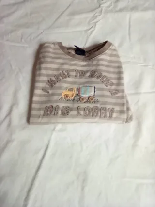 Camiseta infantil a rayas