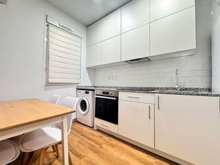 Piso en venta en Cuatro Caminos en Madrid