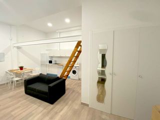 Piso en venta en Cuatro Caminos en Madrid