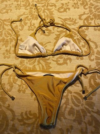 Bikini dorado T-2