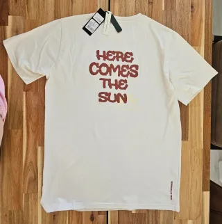 Camiseta Here Comes The Sun Talla S