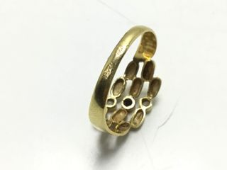 anillo oro 18k con piedra con circonita