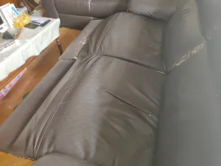 SE REGALA: Sofá 3+2 Marrón Piel