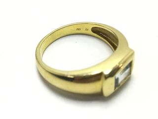 anillo oro 18k con piedra con circonita