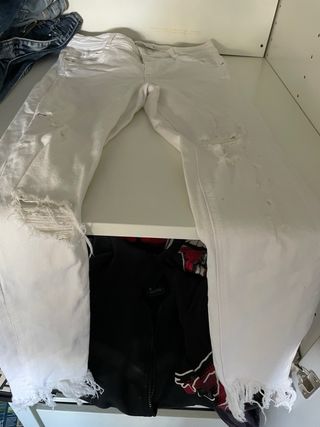 Pack vaqueros rotos distinto color