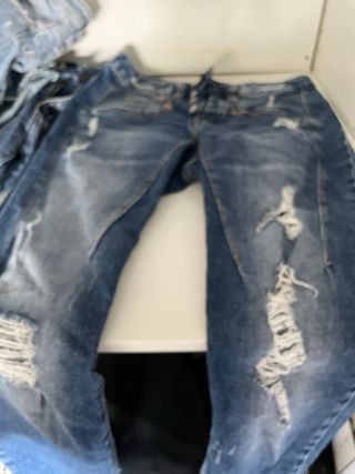 Pack vaqueros rotos distinto color