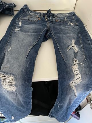Pack vaqueros rotos distinto color