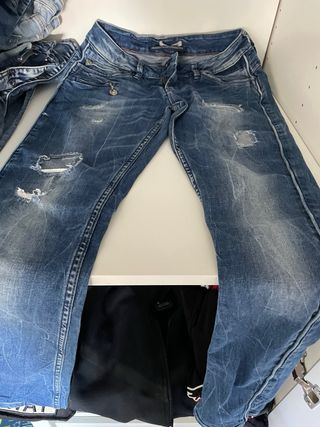 Pack vaqueros rotos distinto color