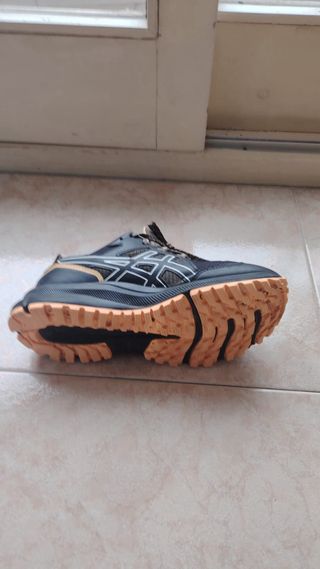 Deportivas Asics