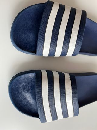 Chanclas Adidas Azul y Blanco