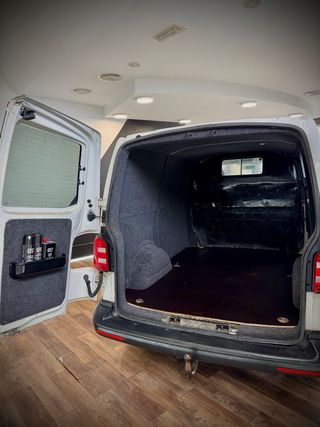 Volkswagen Transporter T6 2016