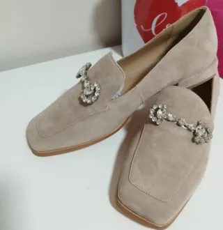 Mocasines Beige con Pedrería