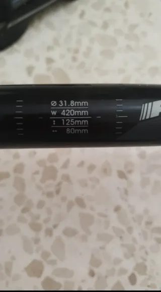 Manillar de carretera de aluminio