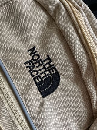 Mochila The North Face Beige
