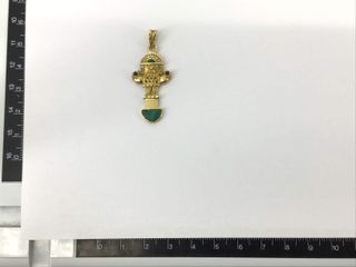 colgante oro 18k con piedra