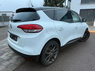 Renault Scenic Bose Edition
