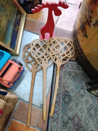 Sacudidor de alfombras de ratán